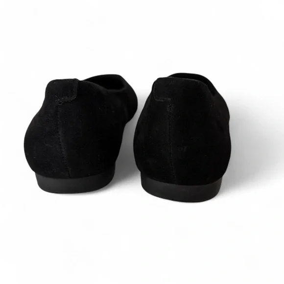 Classic Black Women's Flats. - Picture 4 of 6
